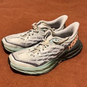 Hoka Women's Speedgoat 5